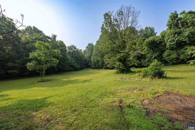 7311 S SEMINOLE TRL, Rochelle, VA 22738