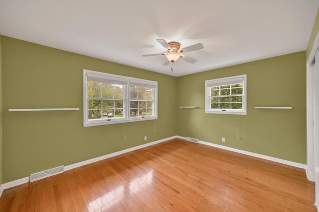 7408 N Seneca ROAD, Fox Point, WI 53217