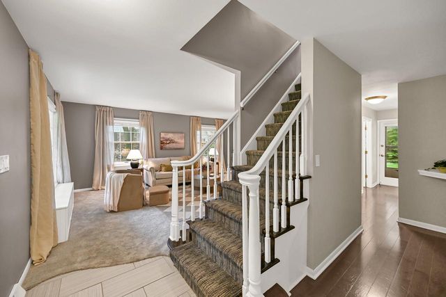 7408 N Seneca ROAD, Fox Point, WI 53217