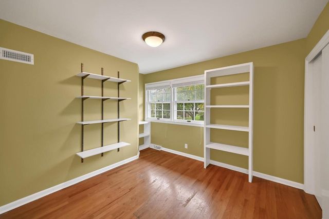 7408 N Seneca ROAD, Fox Point, WI 53217