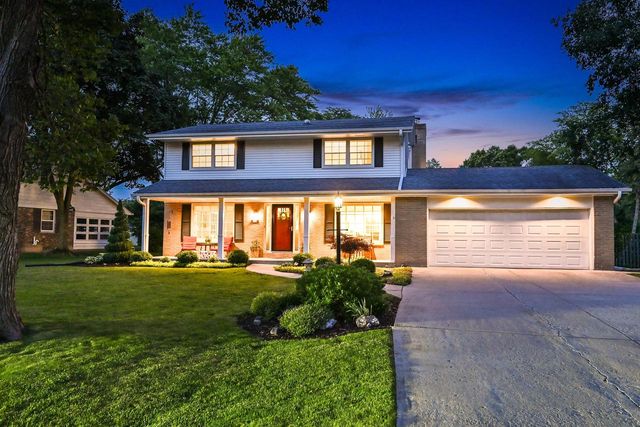 7408 N Seneca ROAD, Fox Point, WI 53217