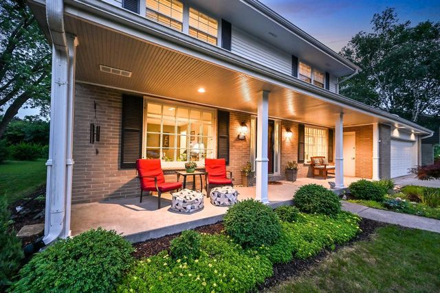 7408 N Seneca ROAD, Fox Point, WI 53217