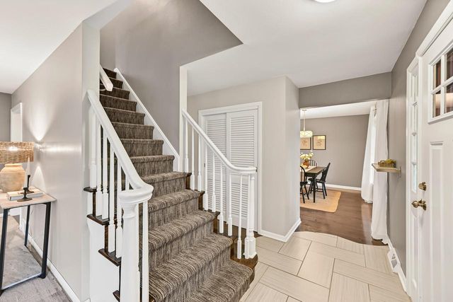 7408 N Seneca ROAD, Fox Point, WI 53217