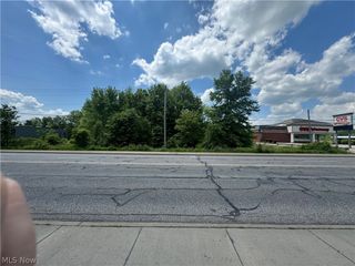 Parkman Road, Warren, OH 44481