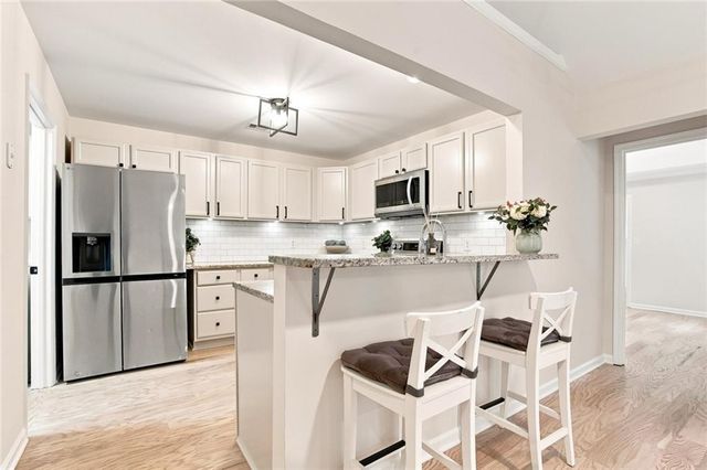 5527 Bridge Pointe Drive, Alpharetta, GA 30005
