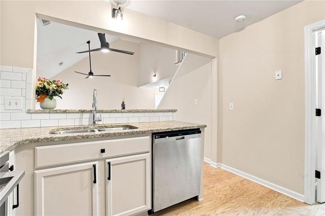 5527 Bridge Pointe Drive, Alpharetta, GA 30005