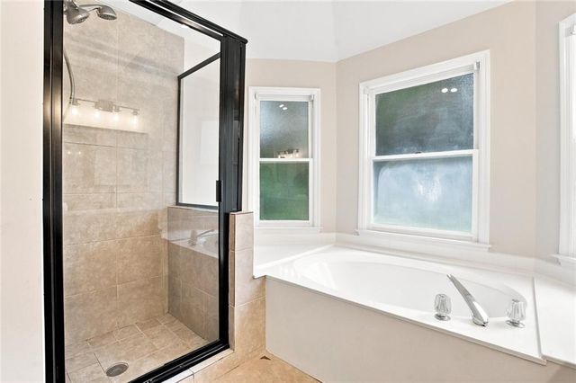 5527 Bridge Pointe Drive, Alpharetta, GA 30005
