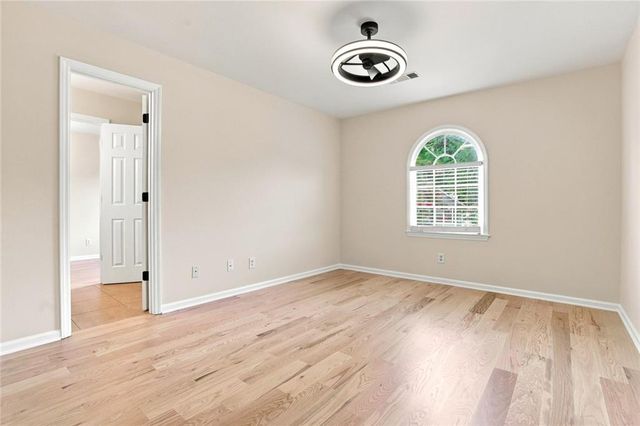 5527 Bridge Pointe Drive, Alpharetta, GA 30005
