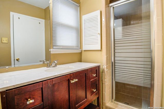 5911 Shoreview PL, San Antonio, TX 78242