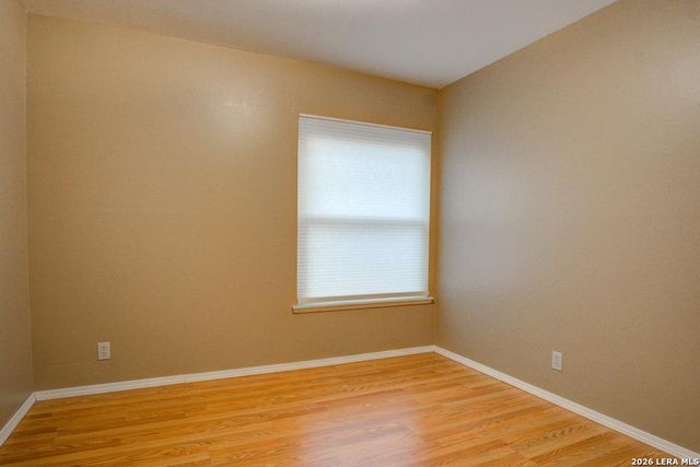 5911 Shoreview PL, San Antonio, TX 78242