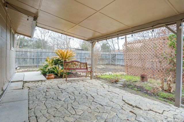 5911 Shoreview PL, San Antonio, TX 78242