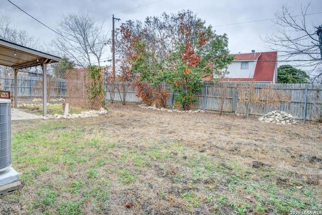 5911 Shoreview PL, San Antonio, TX 78242