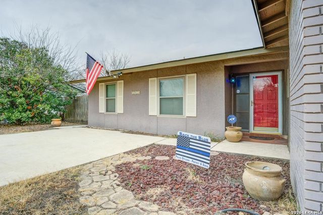 5911 Shoreview PL, San Antonio, TX 78242