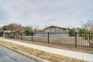 5911 Shoreview PL, San Antonio, TX 78242