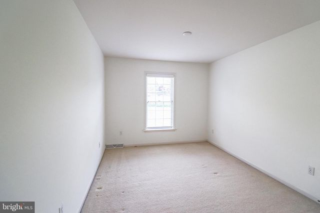 2730 WOODSPRING DR, York, PA 17402