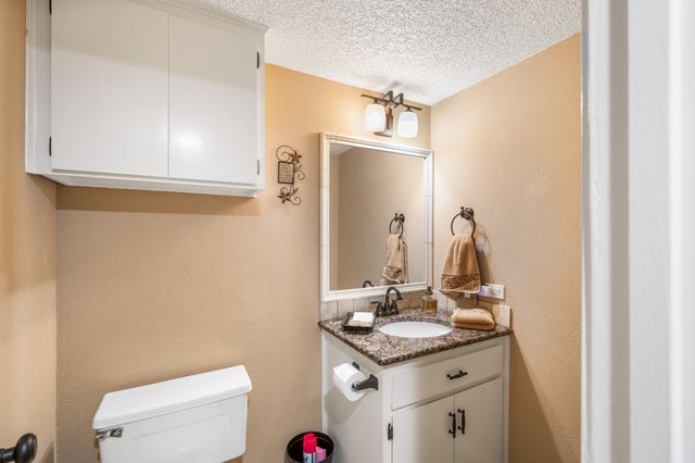 2781 Fairway Park Street, Grand Prairie, TX 75050