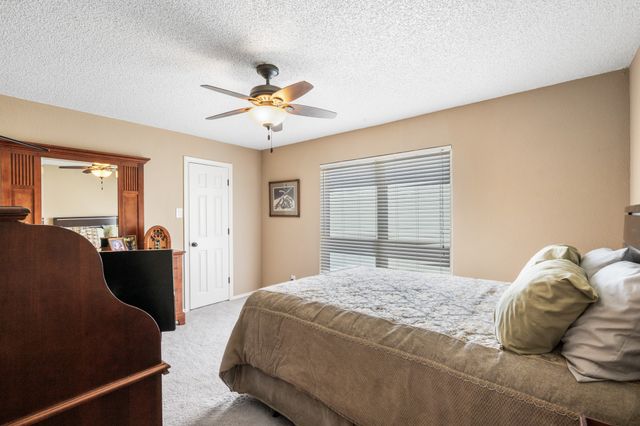 2781 Fairway Park Street, Grand Prairie, TX 75050