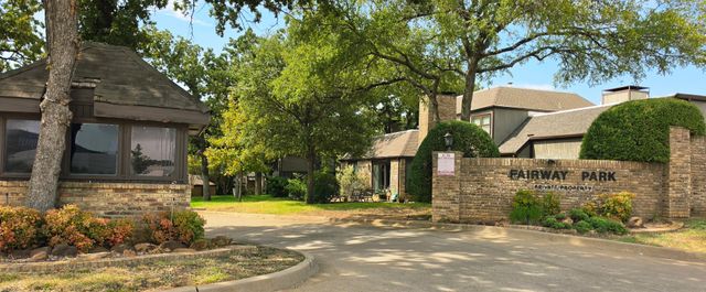 2781 Fairway Park Street, Grand Prairie, TX 75050