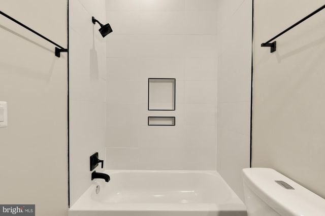 1310 PARK RD NW, Washington, DC 20010