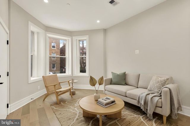 1310 PARK RD NW, Washington, DC 20010