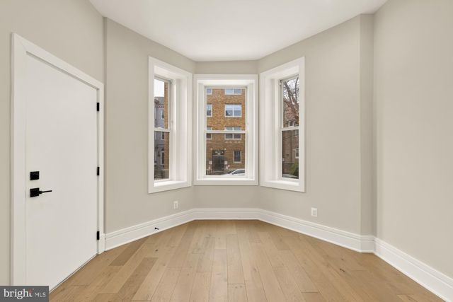 1310 PARK RD NW, Washington, DC 20010