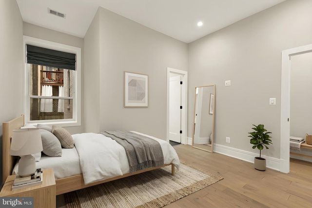 1310 PARK RD NW, Washington, DC 20010