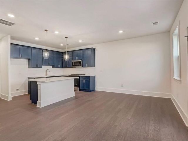 1632 Gunnin Trace NW, Atlanta, GA 30318