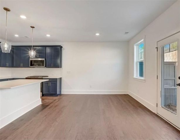 1632 Gunnin Trace NW, Atlanta, GA 30318