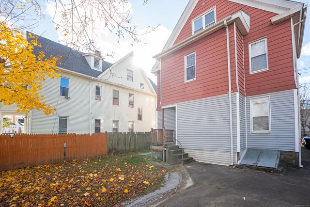 540 Laurel Avenue, Bridgeport, CT 06605