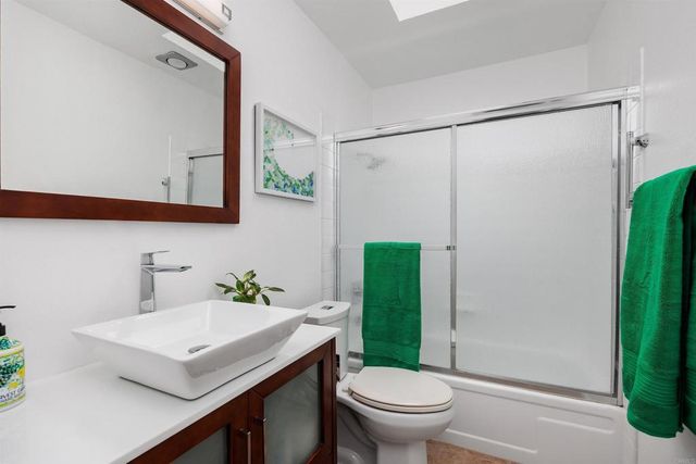 206 Calle de Madera, Encinitas, CA 92024