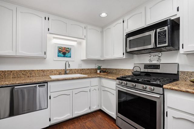 206 Calle de Madera, Encinitas, CA 92024