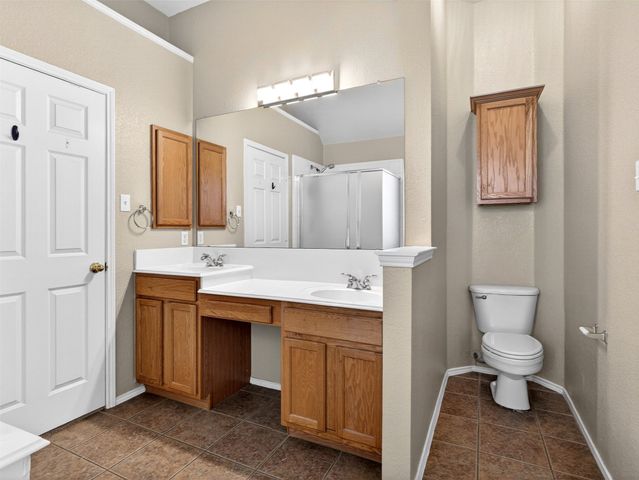 5549 Green Hollow Lane, The Colony, TX 75056