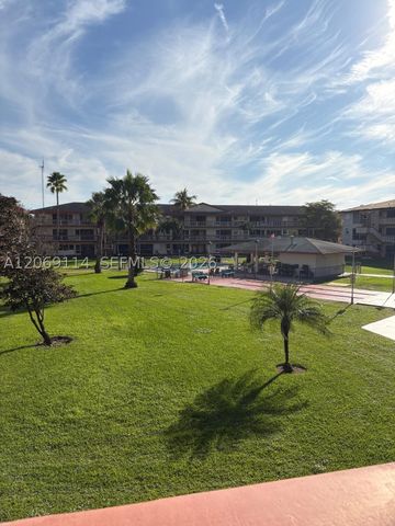 5300 Washington St C220, Hollywood, FL 33021