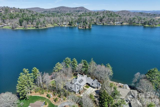138 Indian Trace, Lake Toxaway, NC 28747