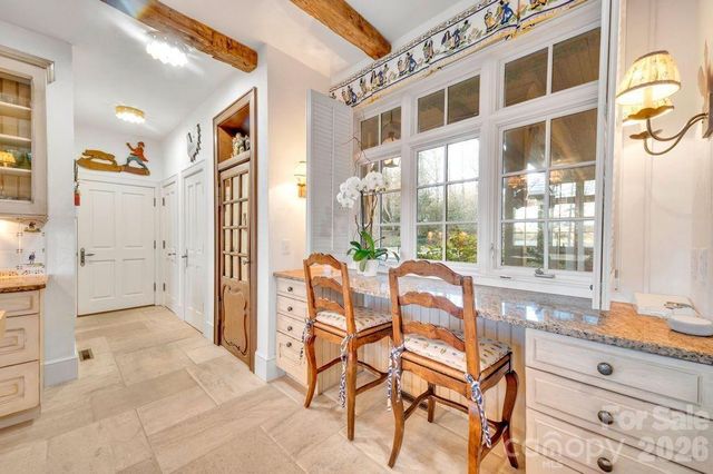 138 Indian Trace, Lake Toxaway, NC 28747