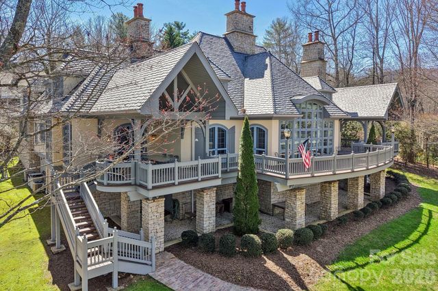 138 Indian Trace, Lake Toxaway, NC 28747