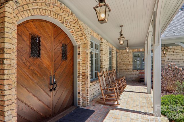 138 Indian Trace, Lake Toxaway, NC 28747