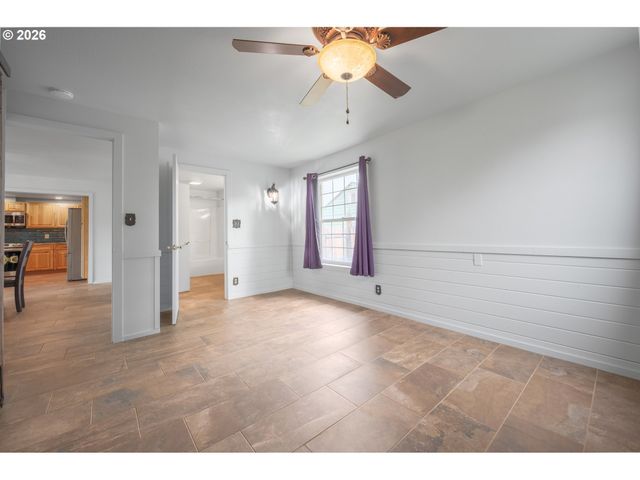 4470 ROYAL Ave, Eugene, OR 97402