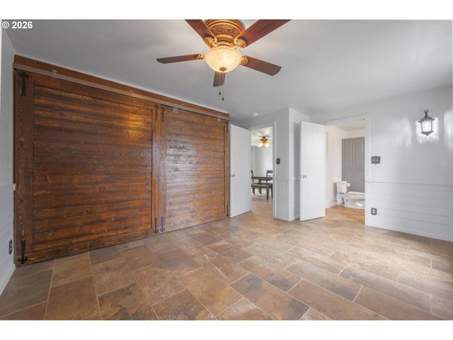 4470 ROYAL Ave, Eugene, OR 97402