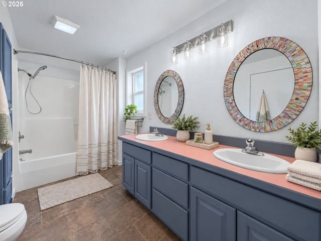 4470 ROYAL Ave, Eugene, OR 97402