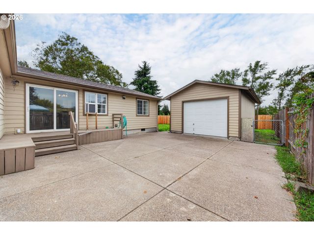 4470 ROYAL Ave, Eugene, OR 97402