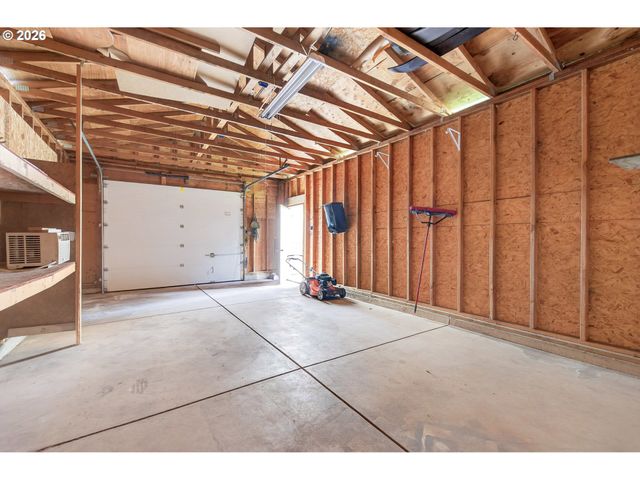 4470 ROYAL Ave, Eugene, OR 97402