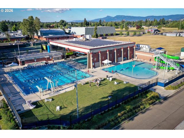 4470 ROYAL Ave, Eugene, OR 97402