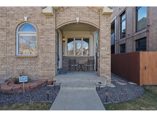 258 S Monroe St, Denver, CO 80209
