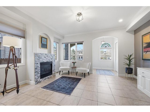 258 S Monroe St, Denver, CO 80209