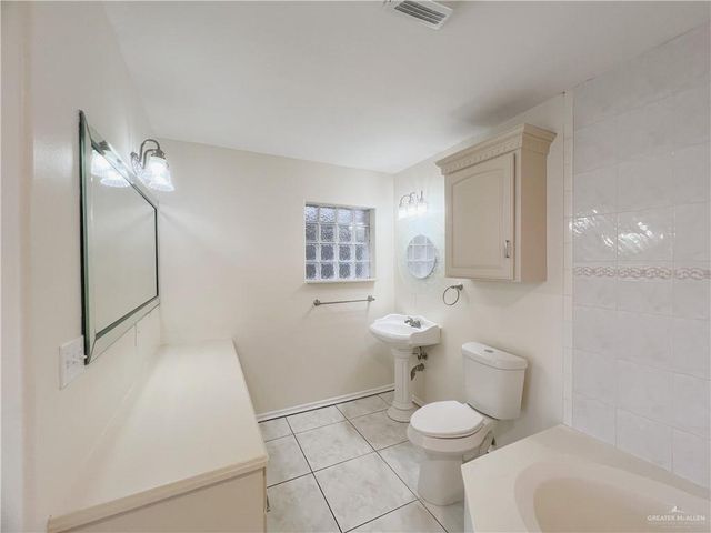 609 Walk The Plank Street, La Joya, TX 78560