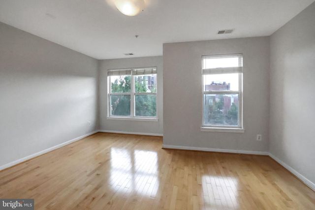 2133 12TH PL NW, Washington, DC 20009