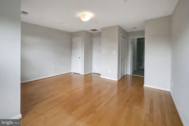 2133 12TH PL NW, Washington, DC 20009