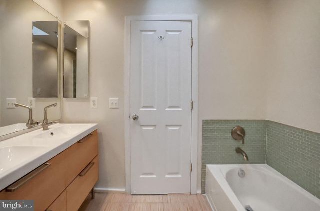 2133 12TH PL NW, Washington, DC 20009