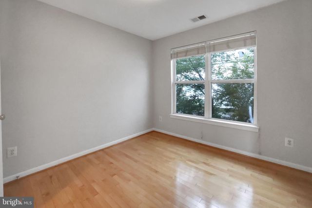 2133 12TH PL NW, Washington, DC 20009